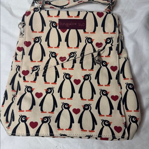 Bungalow 360 Penguin Print Crossbody messenger Bag - Cream and Black - Picture 3 of 8